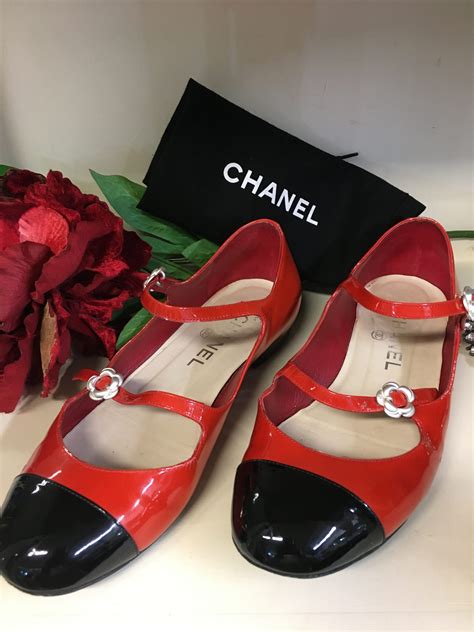 Vintage Style CHANEL Shoe